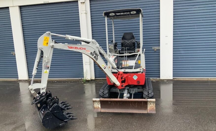 2020 Takeuchi TB215R