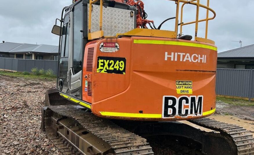 2014 Hitachi ZX135US-3