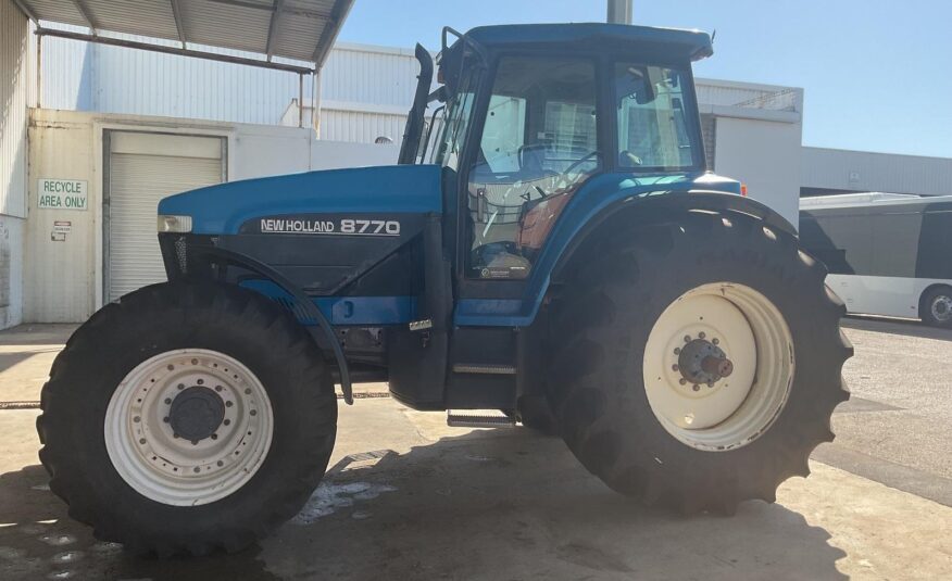 2019 New Holland 8770