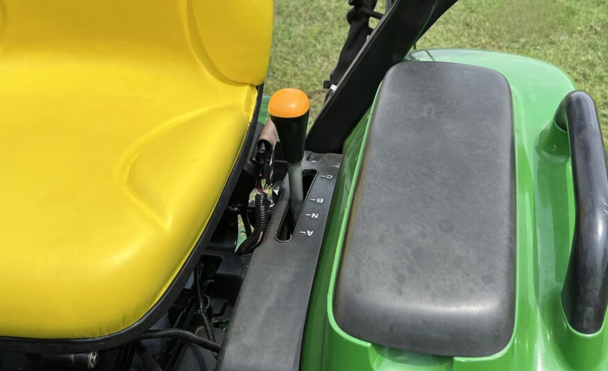 2018 John Deere 3046R