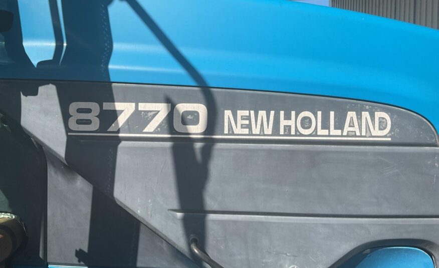 2019 New Holland 8770