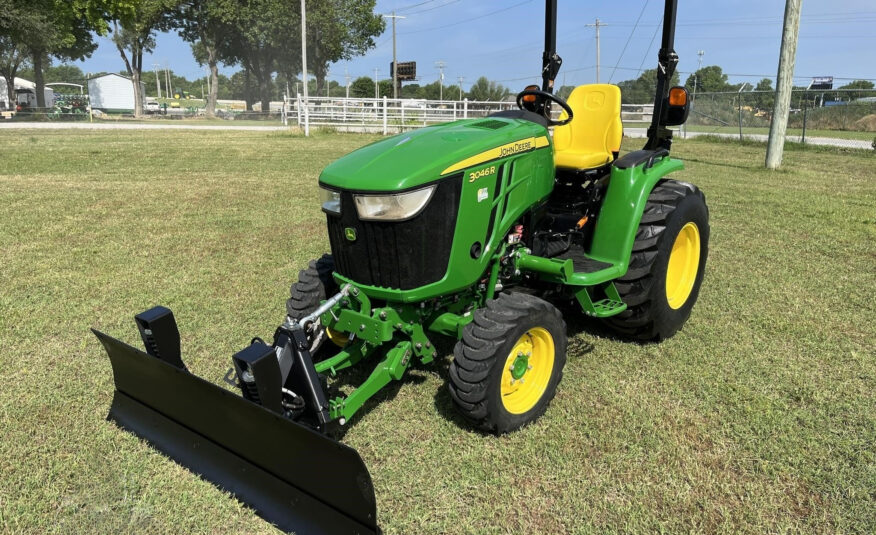 2018 John Deere 3046R