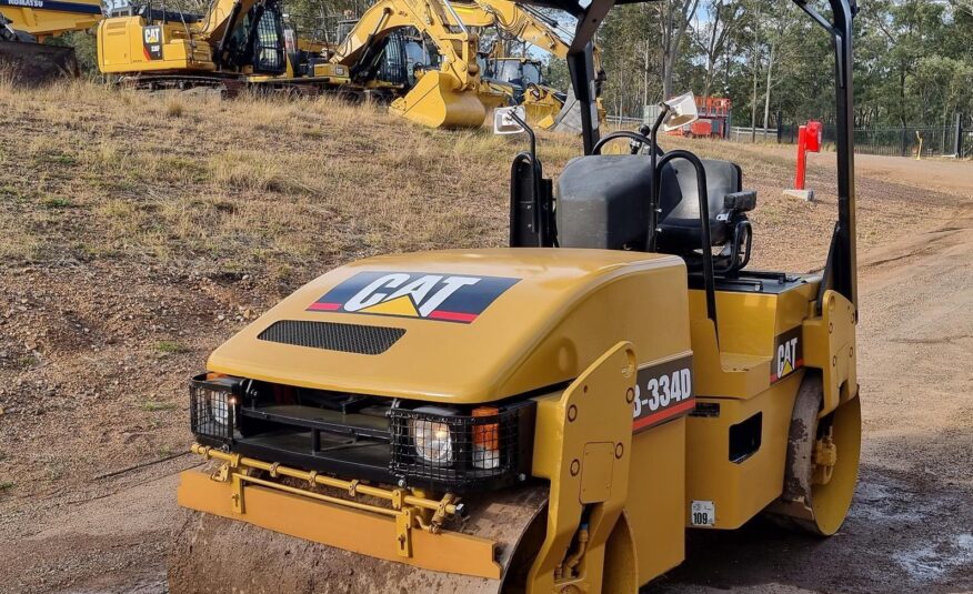 2003 Caterpillar CB334 D