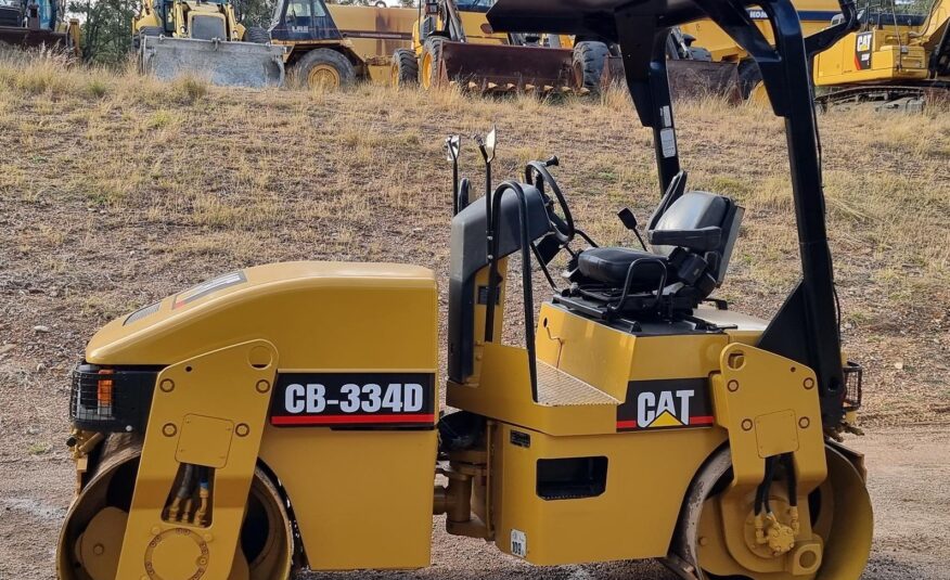 2003 Caterpillar CB334 D